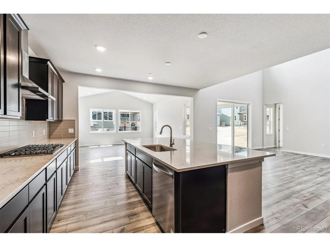Photo of 2548 Lupton Ln