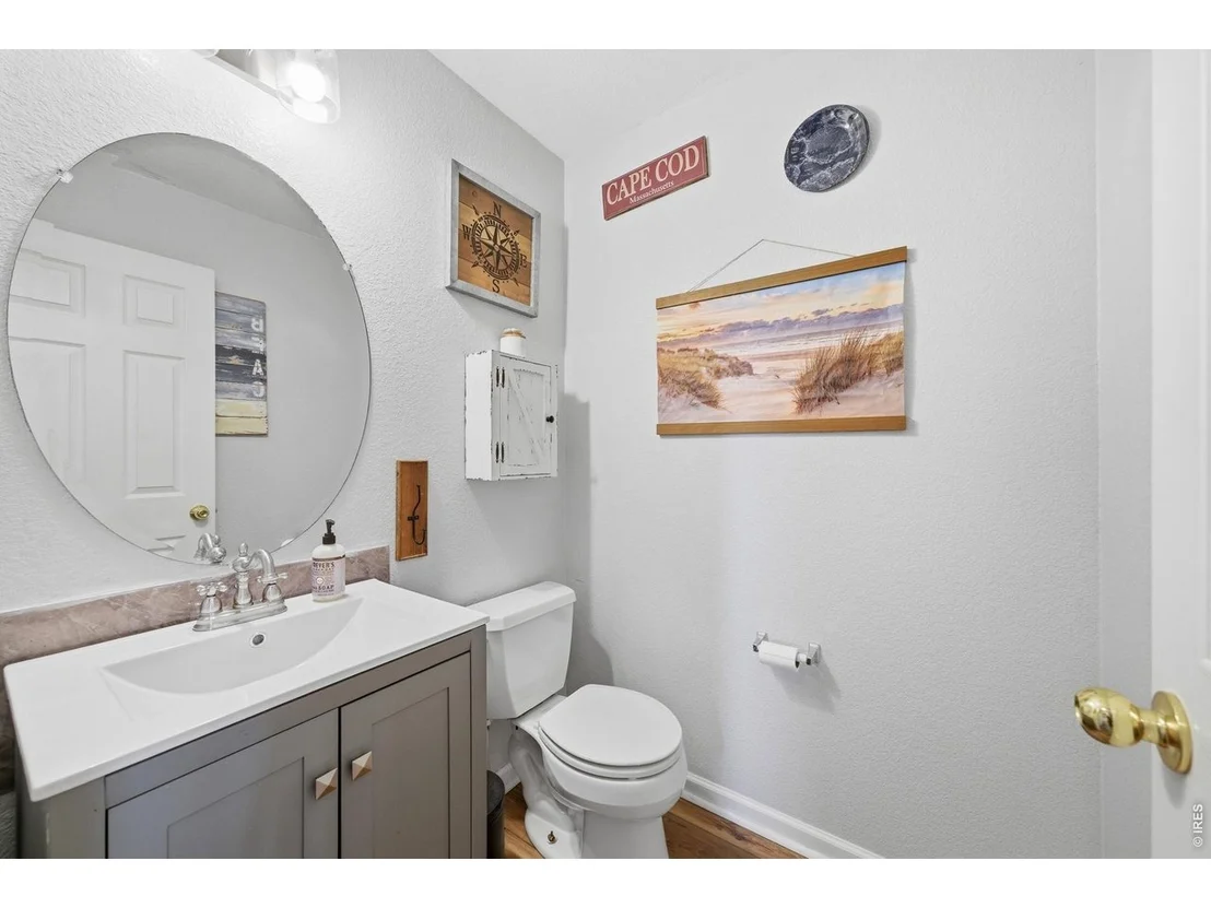 Photo of 7472 Skyline Way
