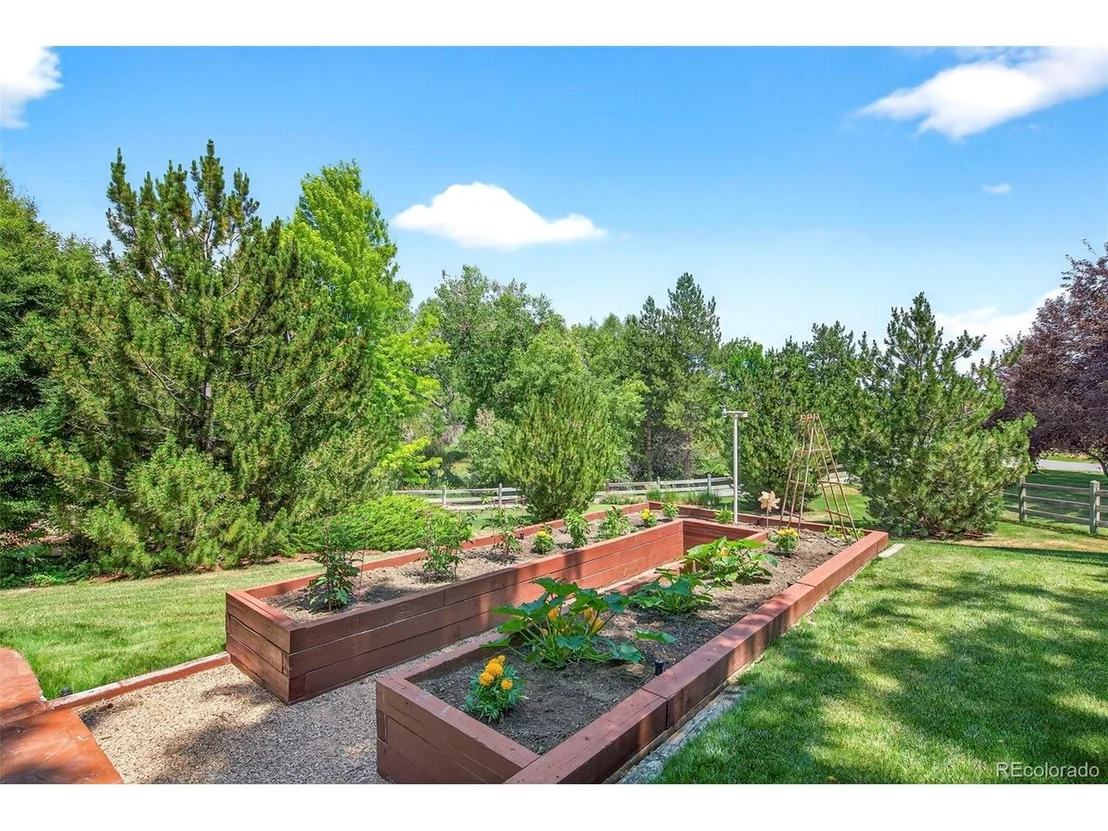 Photo of 8478 Haystack Ct