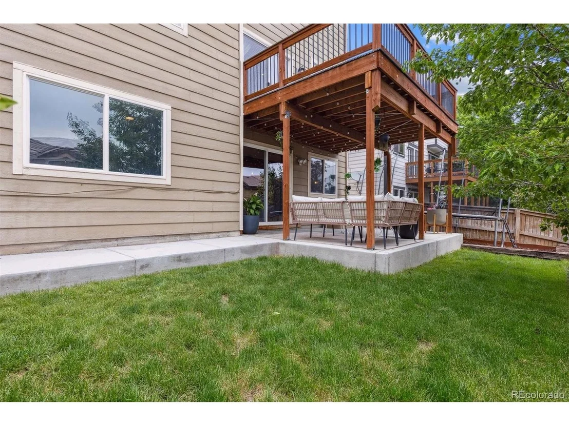 Photo of 10535 Laurelglen Cir