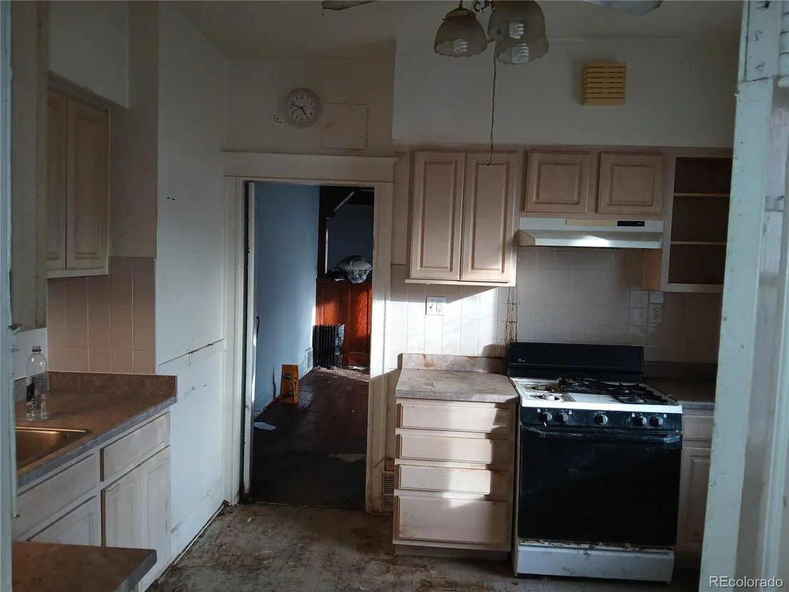 Photo of 2541 Elm St