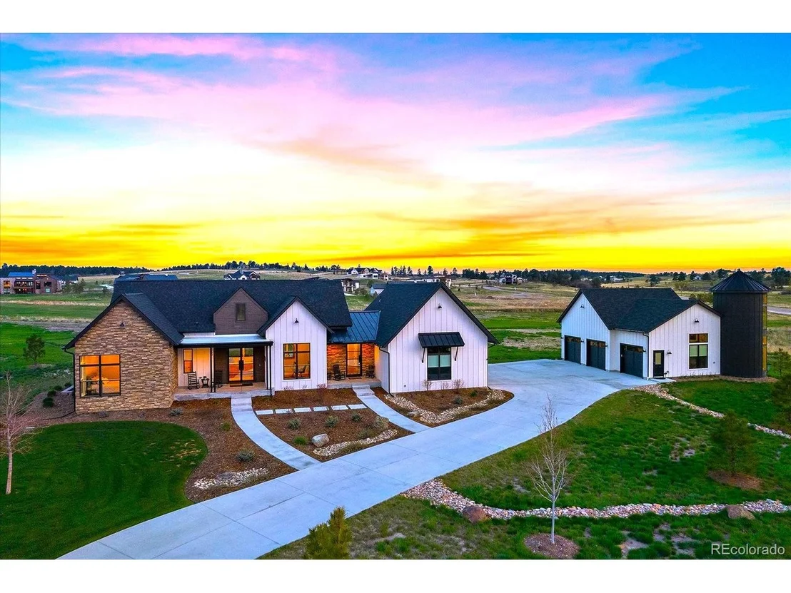 Photo of 2739 Fox View Trl