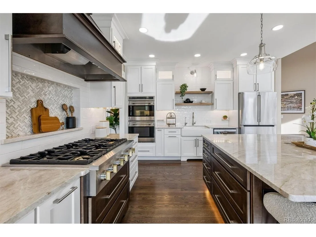 Photo of 10310 Charissglen Cir