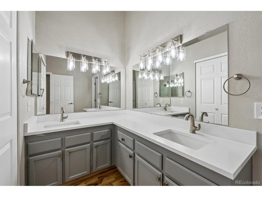 Photo of Unit D at 8787 Allison Dr