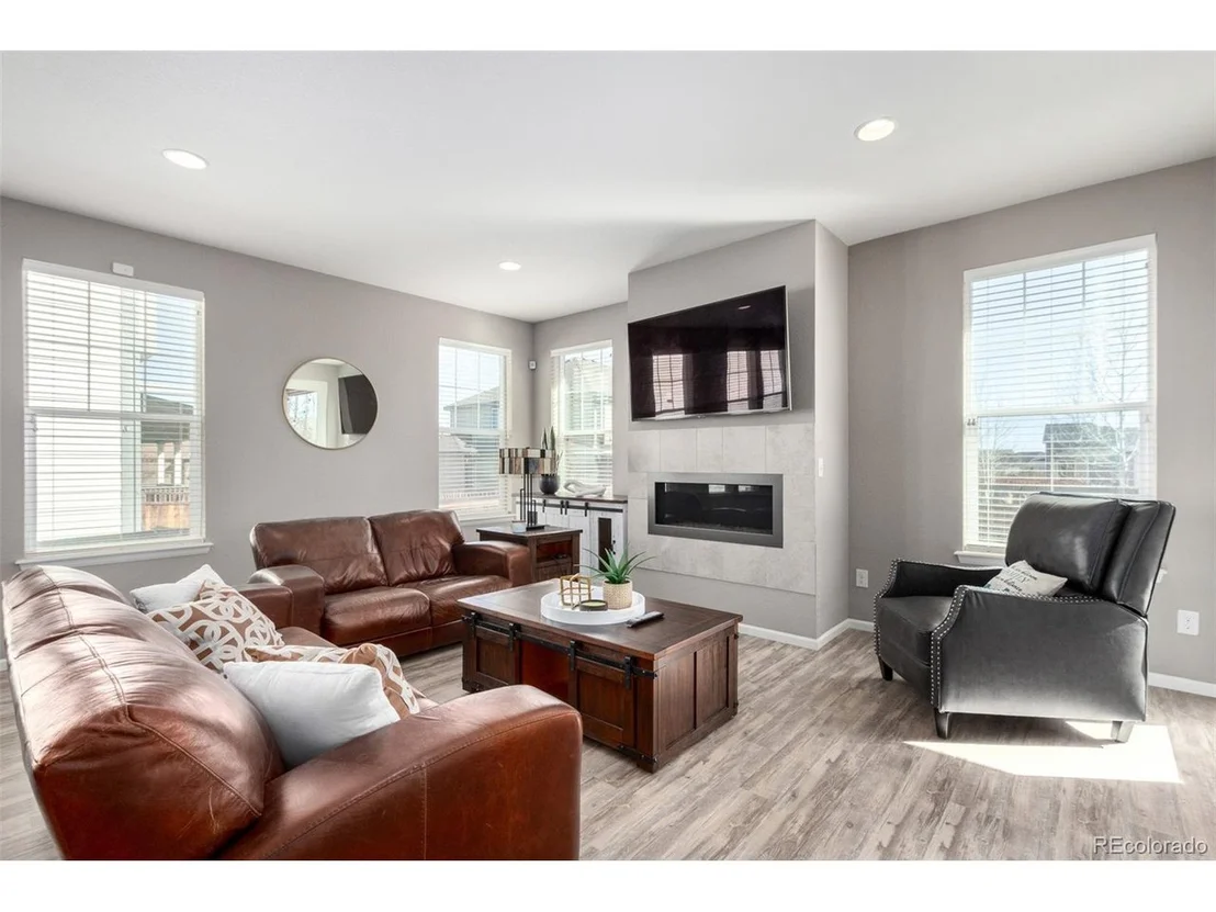 Photo of 4834 Sunset Pl