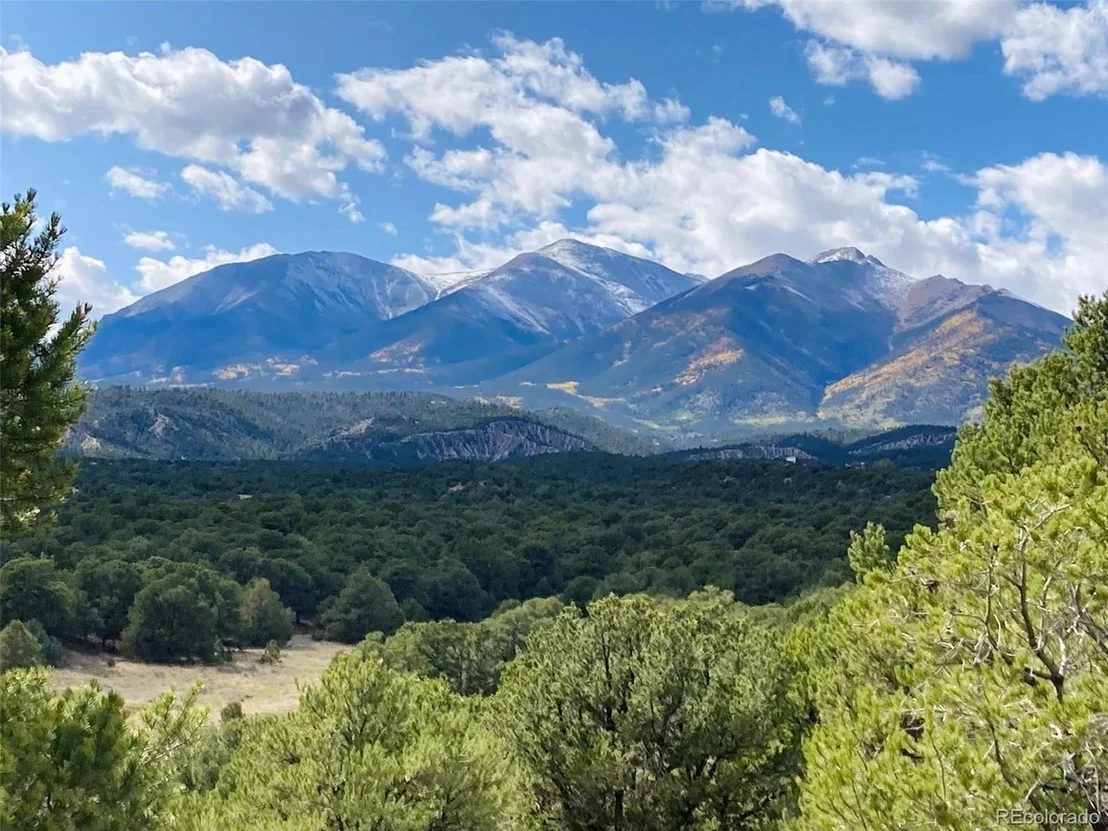 Photo of 14051 US Highway 285