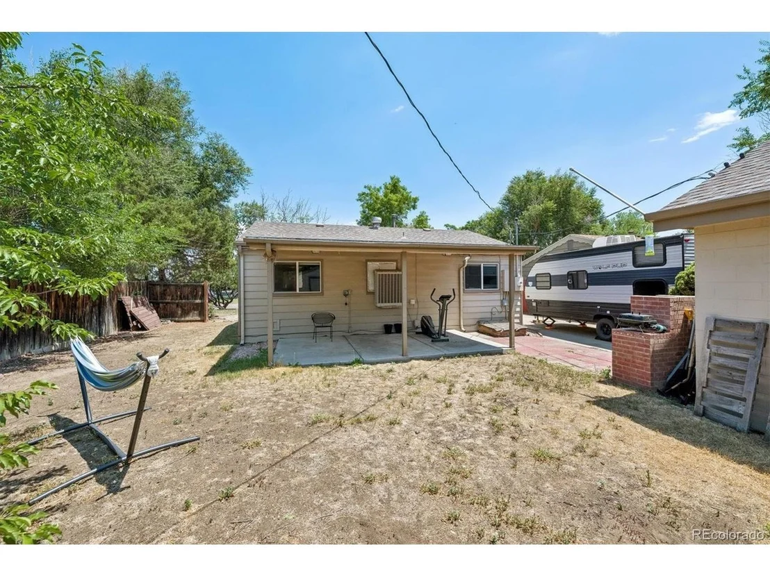 Photo of 5275 Ingalls St