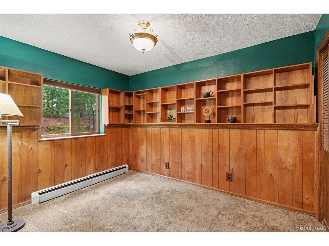 Photo of 10605 Crystal Dr