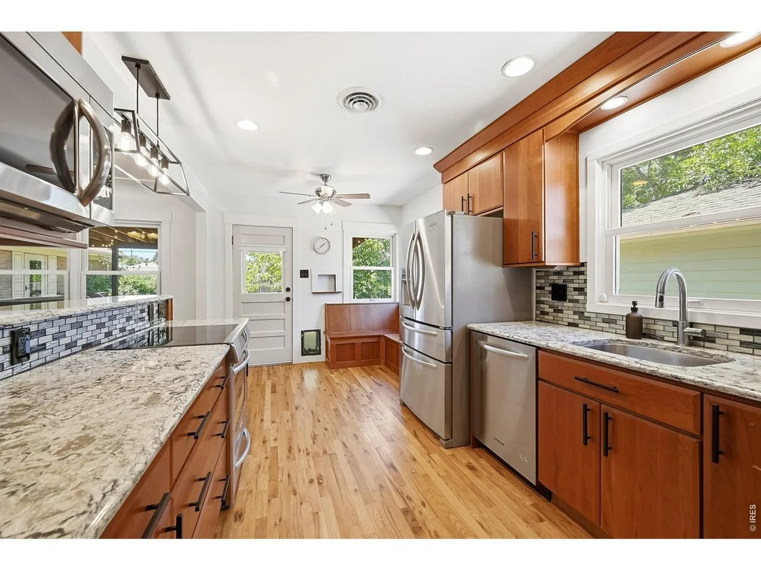 Photo of 1617 Fairacre Dr