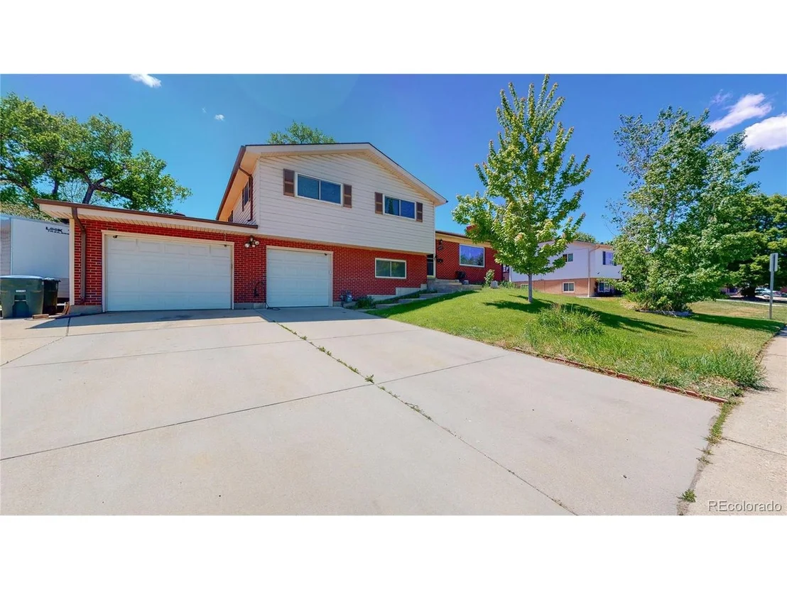 Photo of 10031 Melody Dr