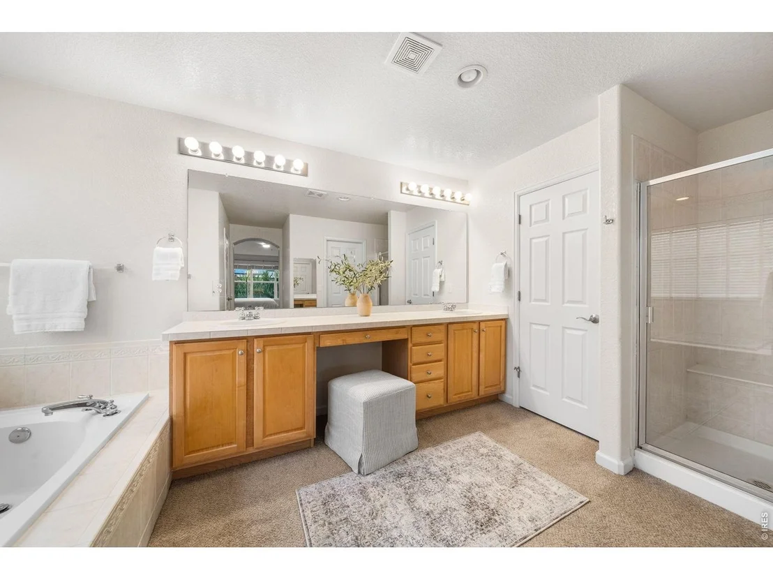 Photo of 3832 Observatory Dr