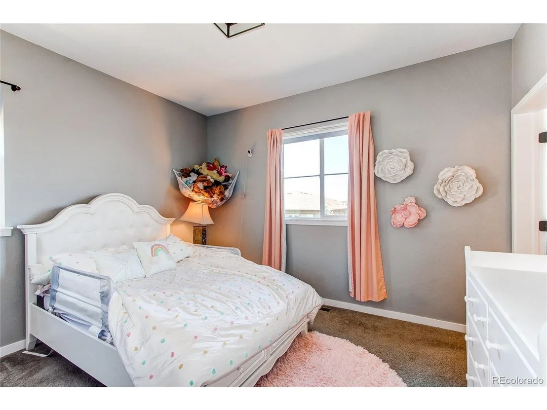 Photo of 2 Equinox Cir