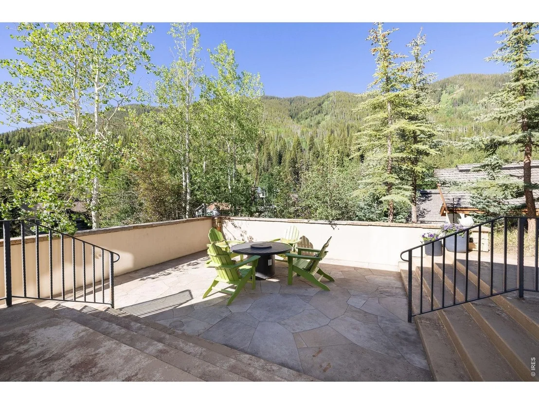 Photo of 4920 Juniper Ln