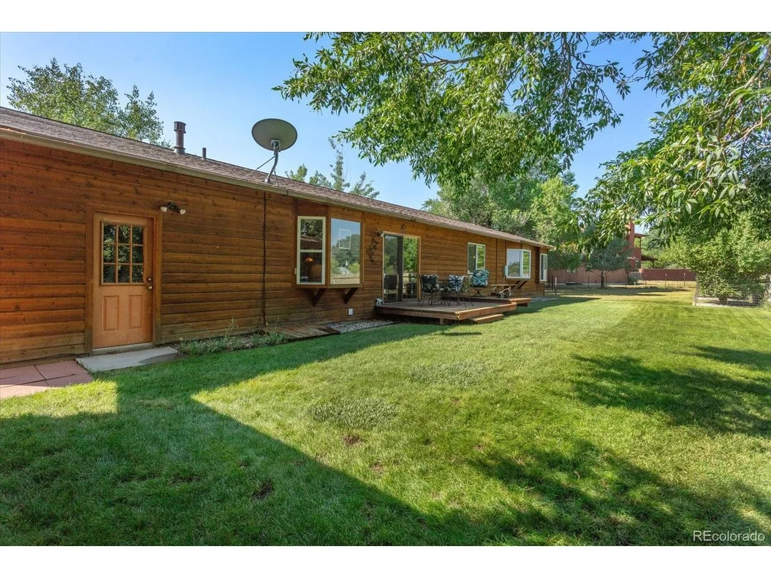 Photo of 1326 Angelview Cir