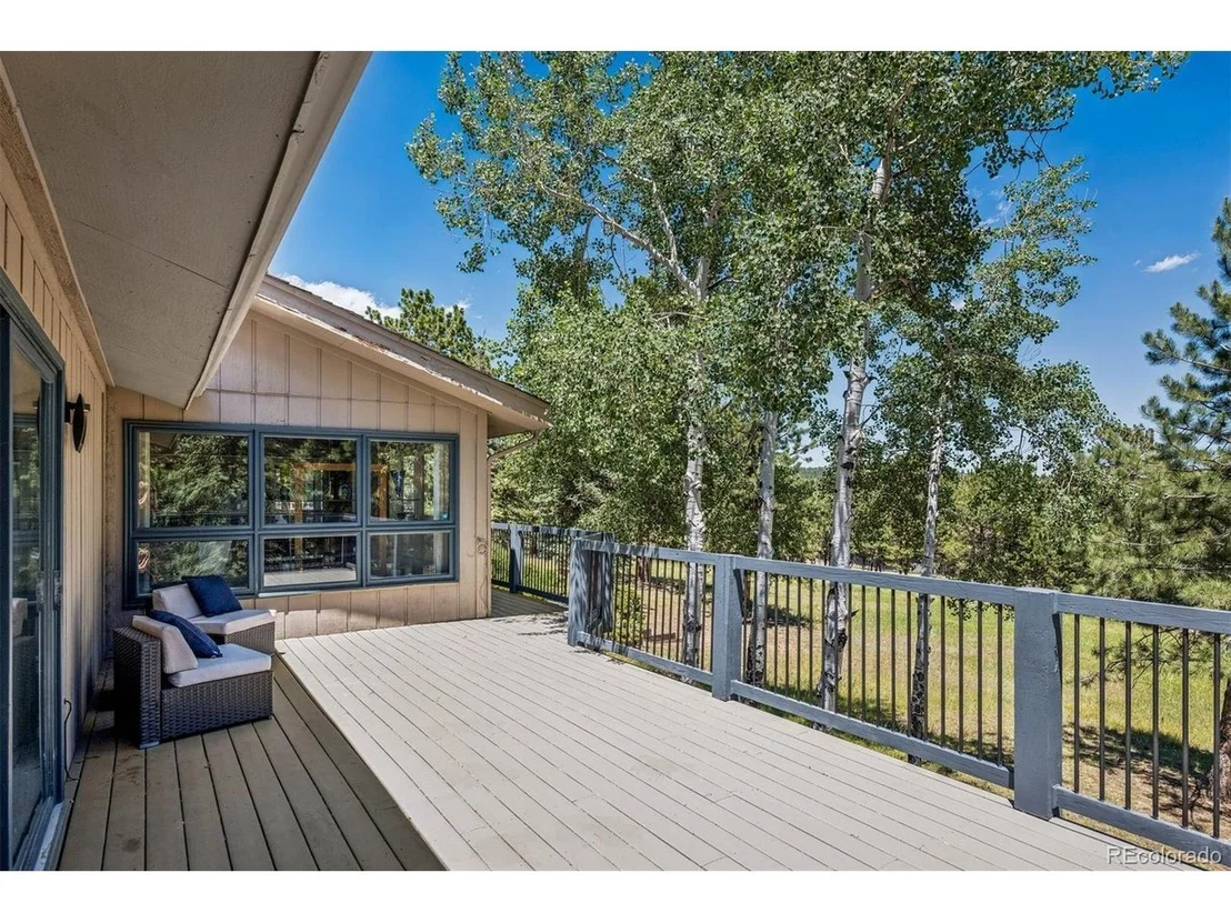Photo of 31347 Tamarisk Ln