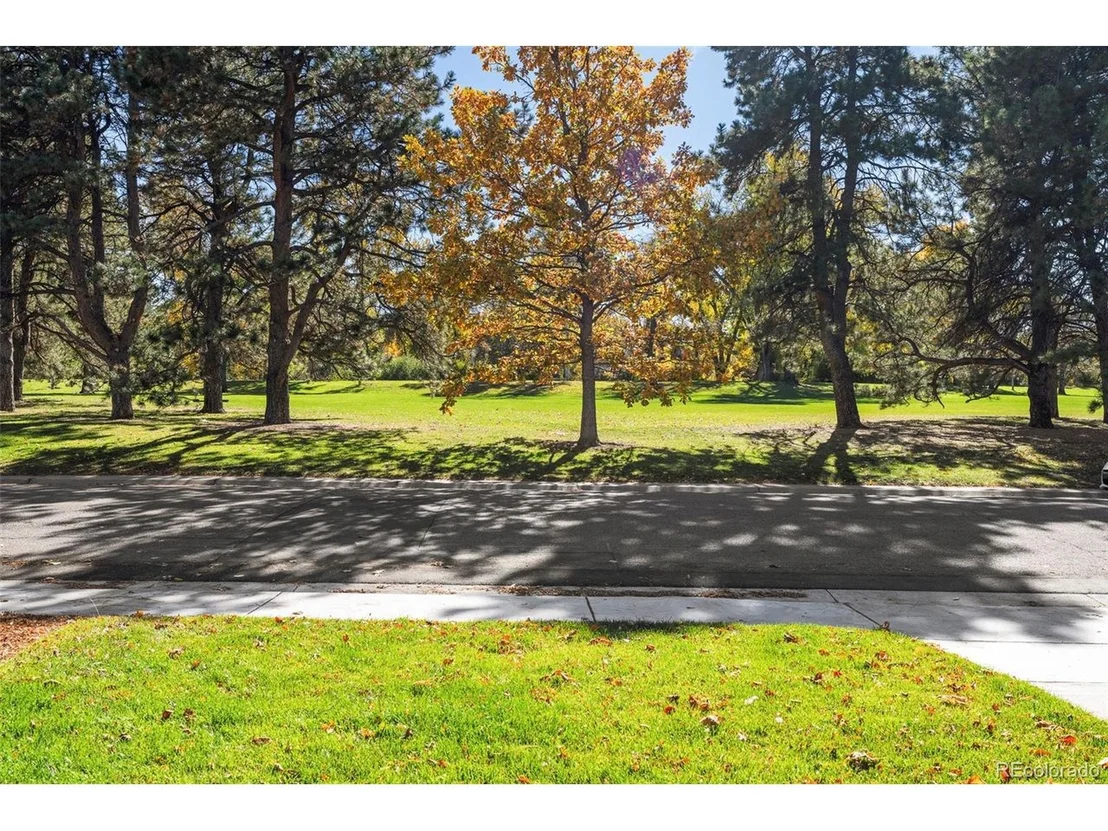 Photo of 4671 Highline Pl
