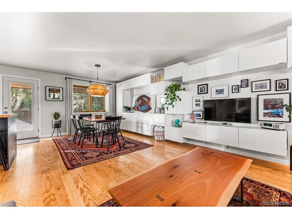 Photo of 8205 Jay Ct