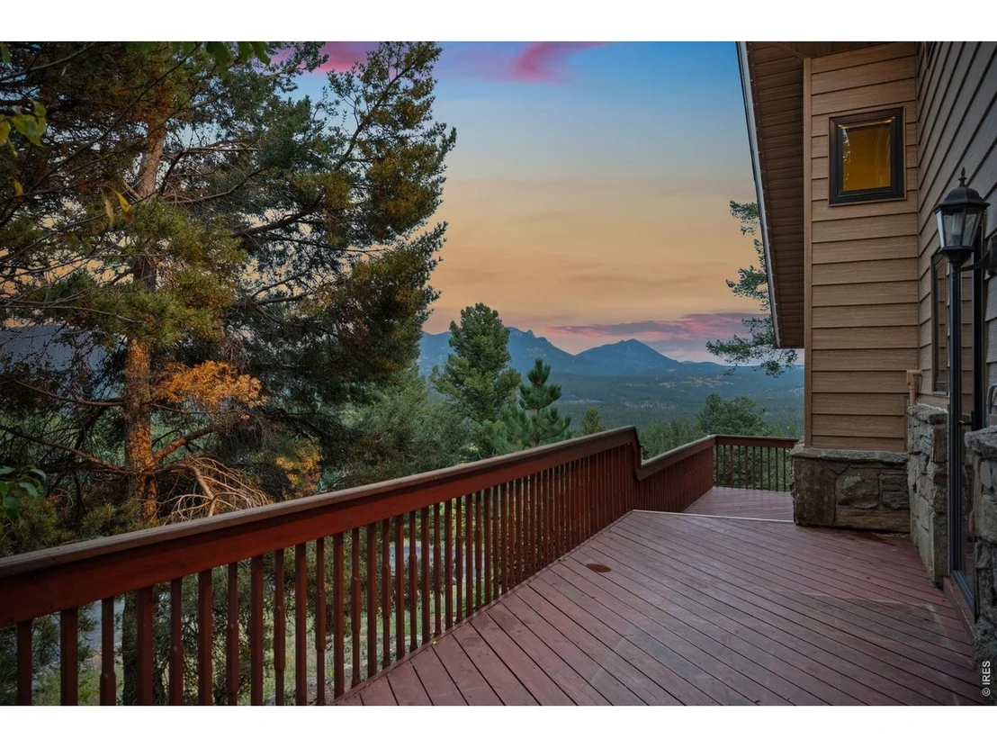 Photo of 697 N Beaver Rd