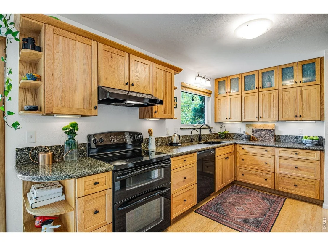 Photo of 1010 Hartford Dr