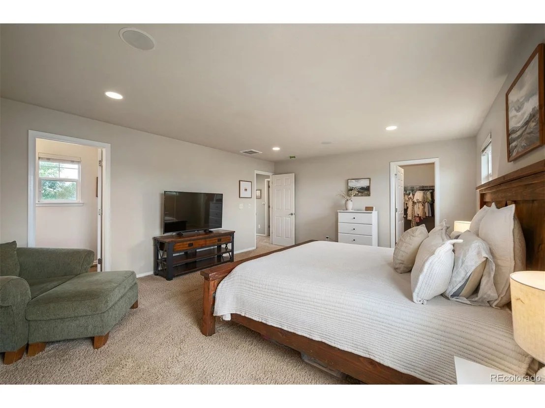 Photo of 866 Sagebrush Dr