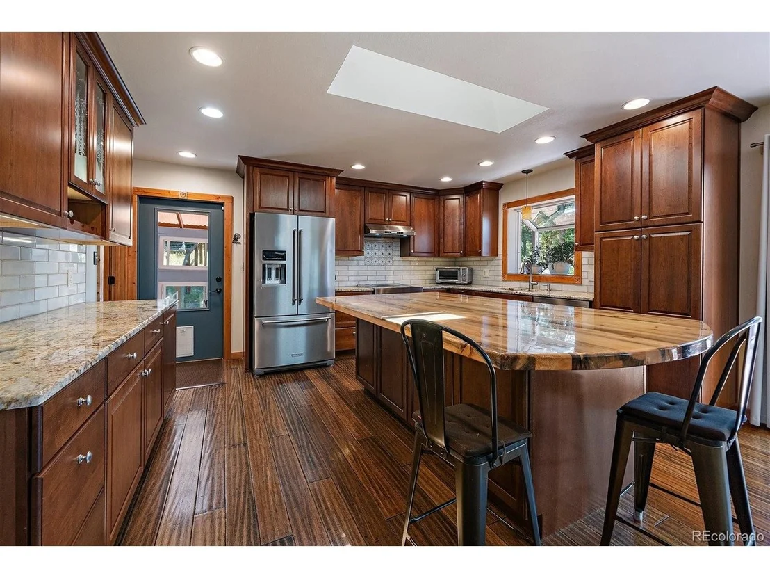 Photo of 7350 Monica Ln
