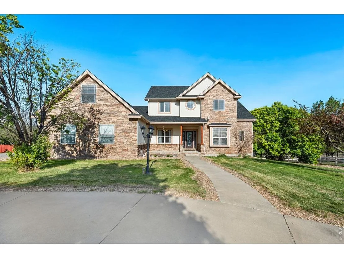 Photo of 52 Lakeview Cir