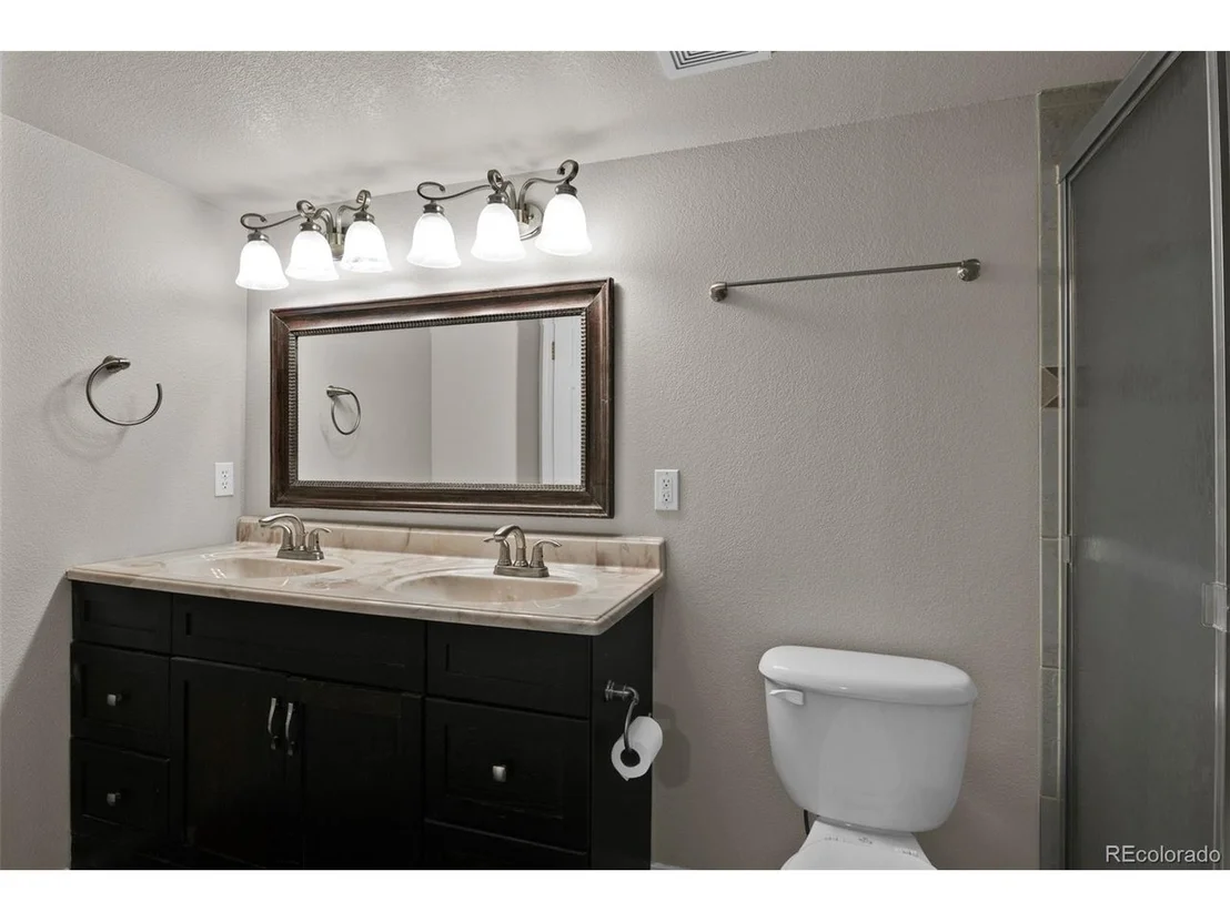 Photo of 3839 Range Dr