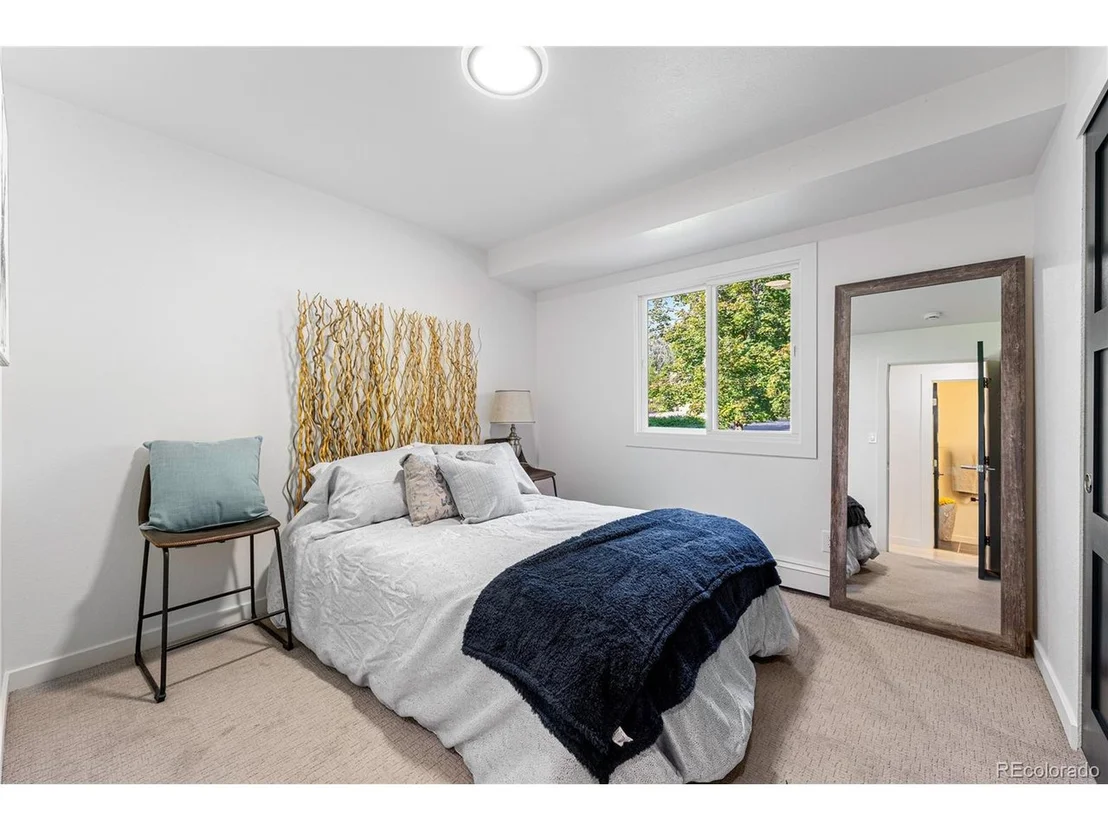 Photo of 1401 Hillside Dr
