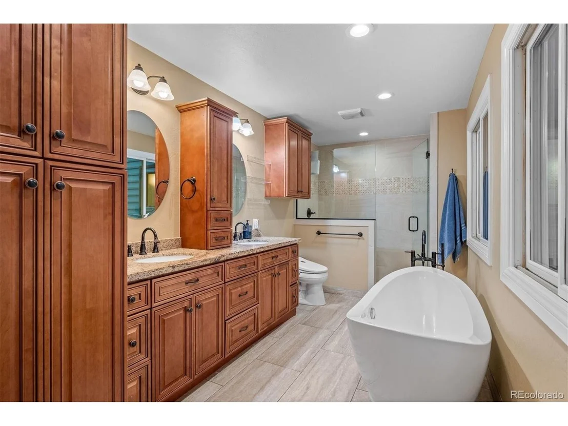 Photo of 29843 Canterbury Cir