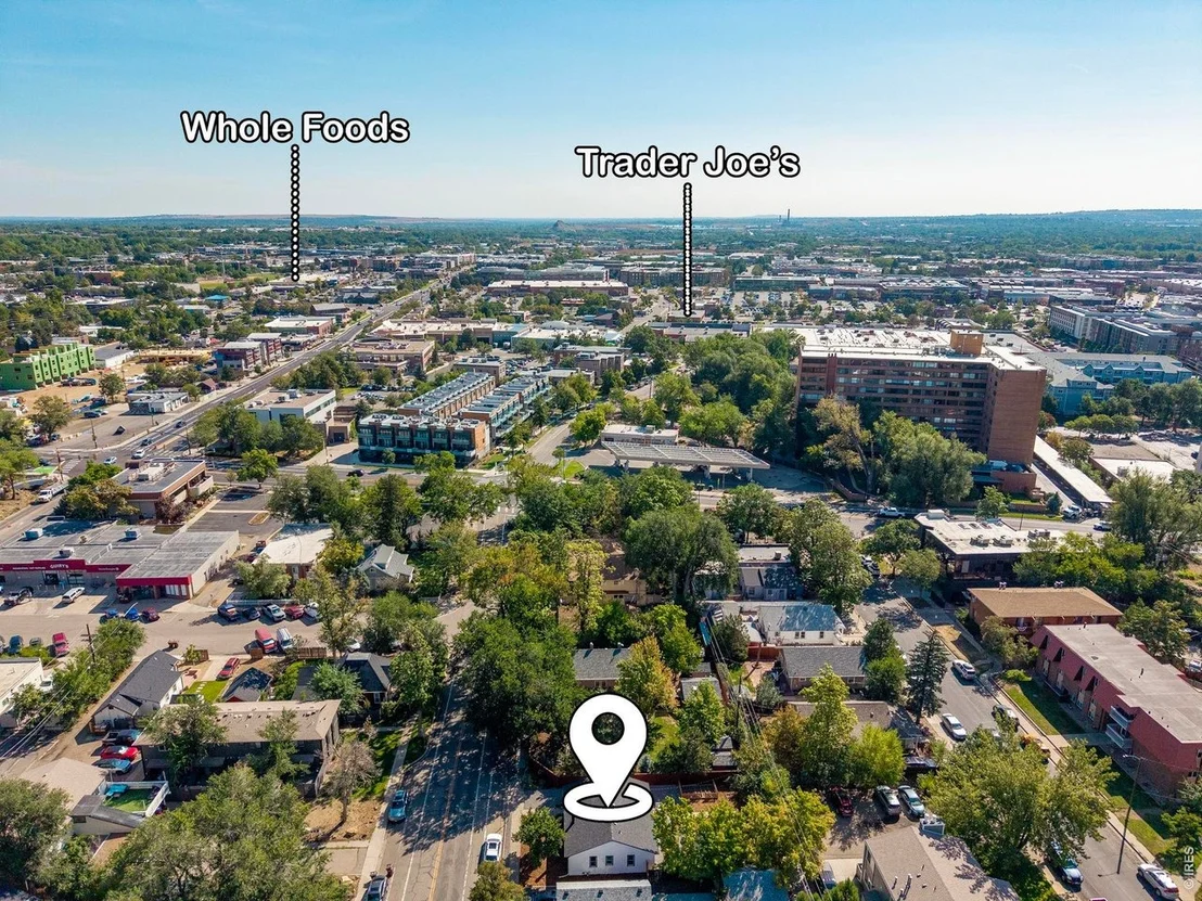 Photo of 2328 Walnut St