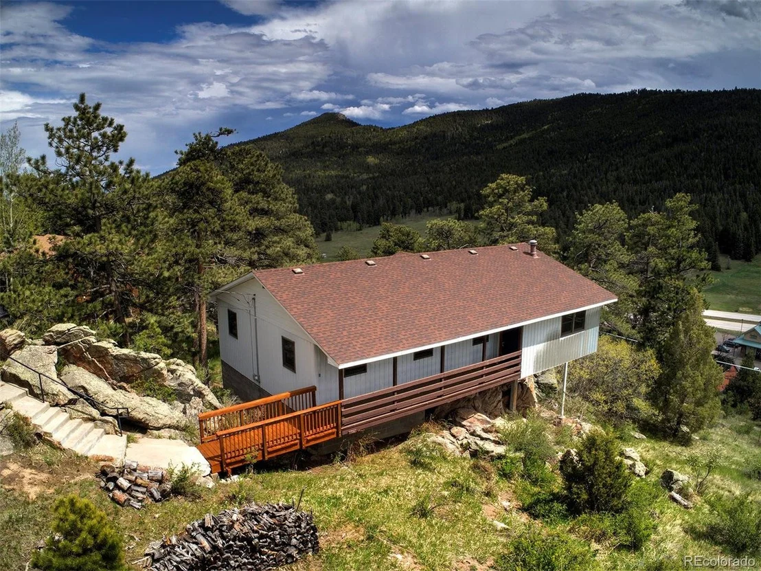 Photo of 25382 Mosier Cir