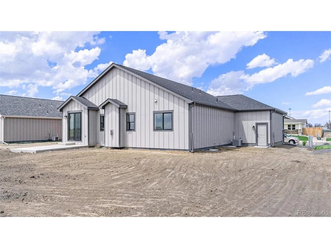 Photo of 118 7th Ave