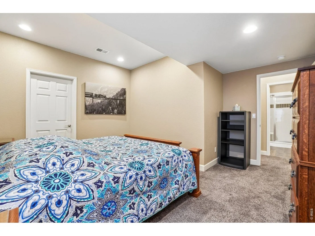 Photo of 24 Western Sky Cir