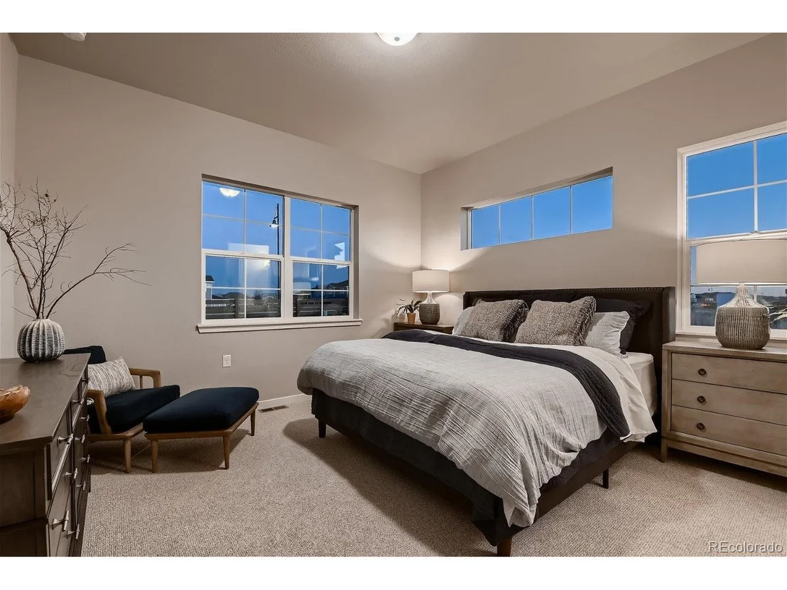 Photo of 895 Quarry Cir