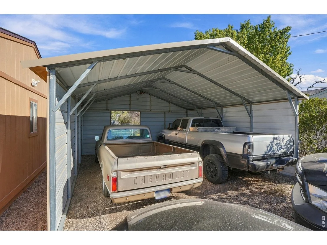 Photo of 404 W Shafer Ave