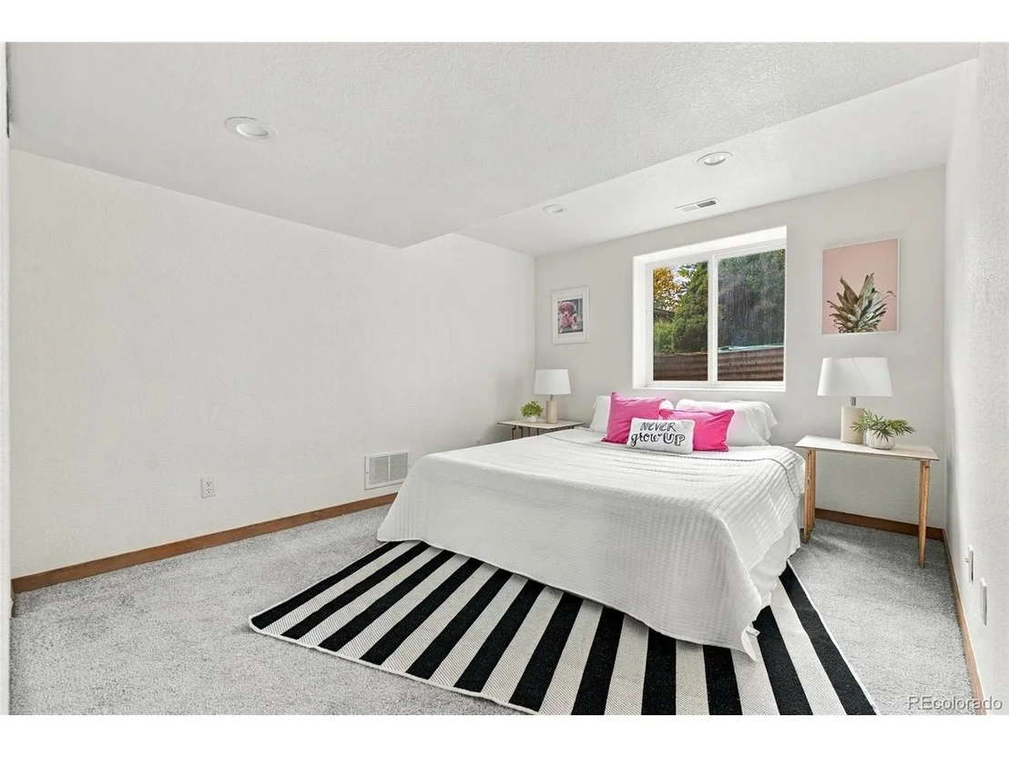 Photo of 11982 W 70th Pl