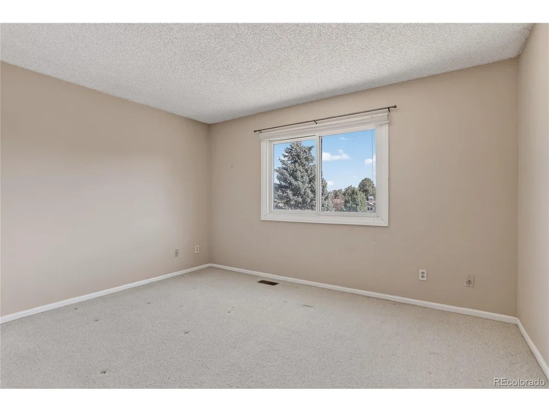 Photo of 7971 Arrowhead Ct