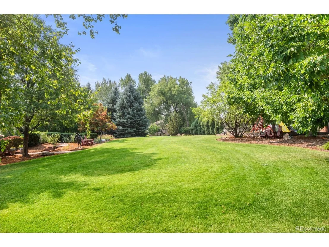 Photo of 7723 Devinney Ct