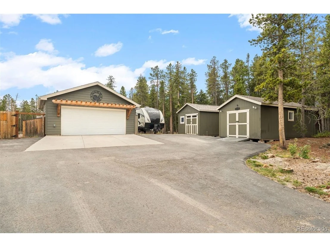 Photo of 74 Valley View Ln