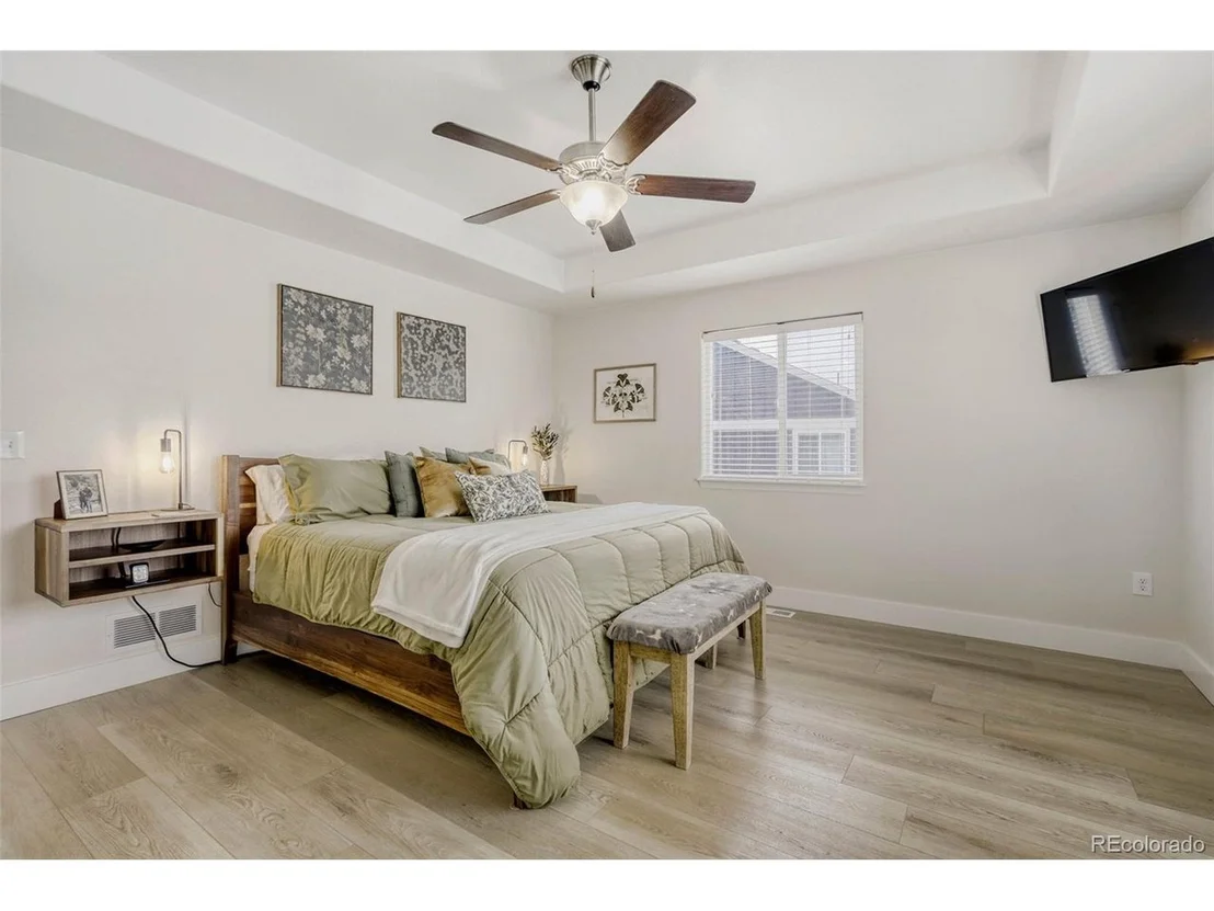 Photo of 2475 Likens Dr