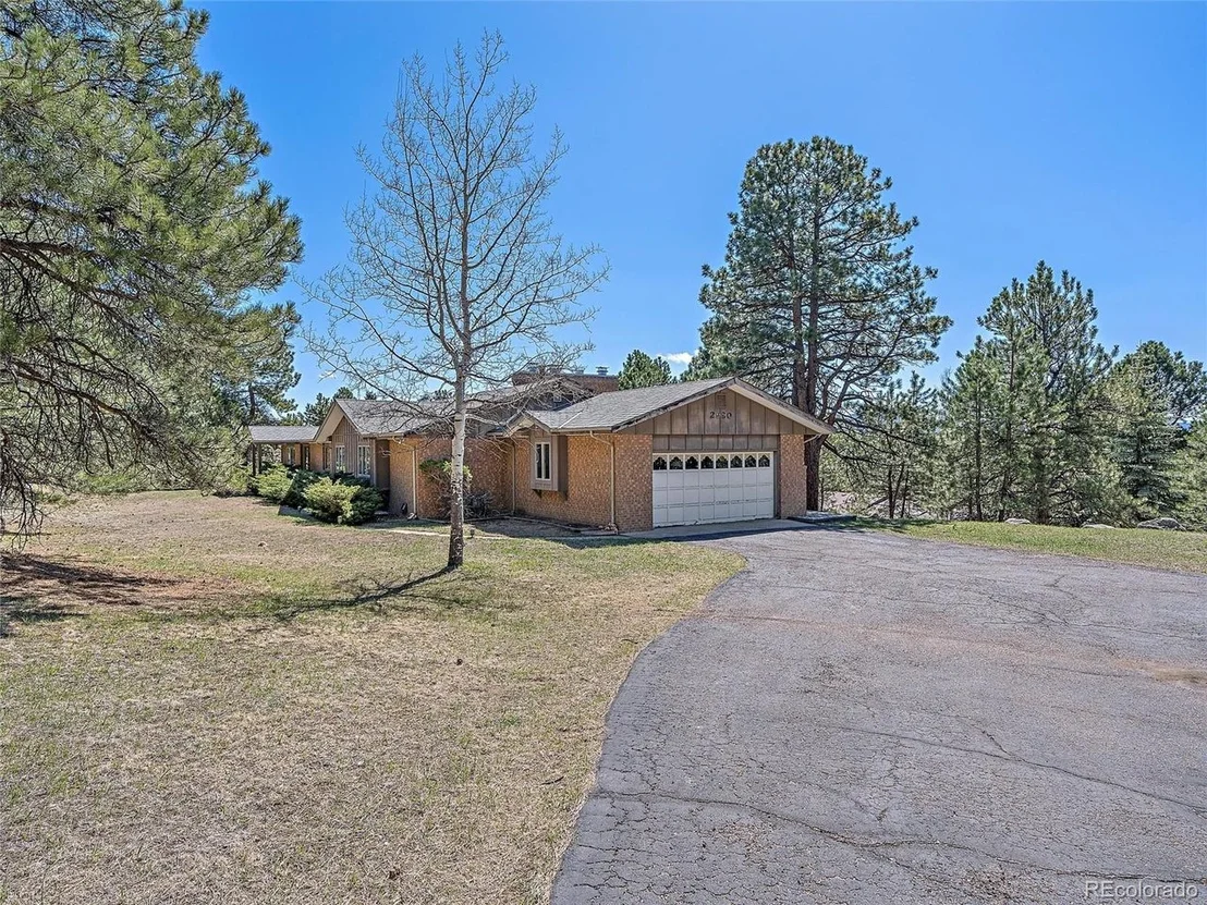Photo of 2980 Interlocken Dr