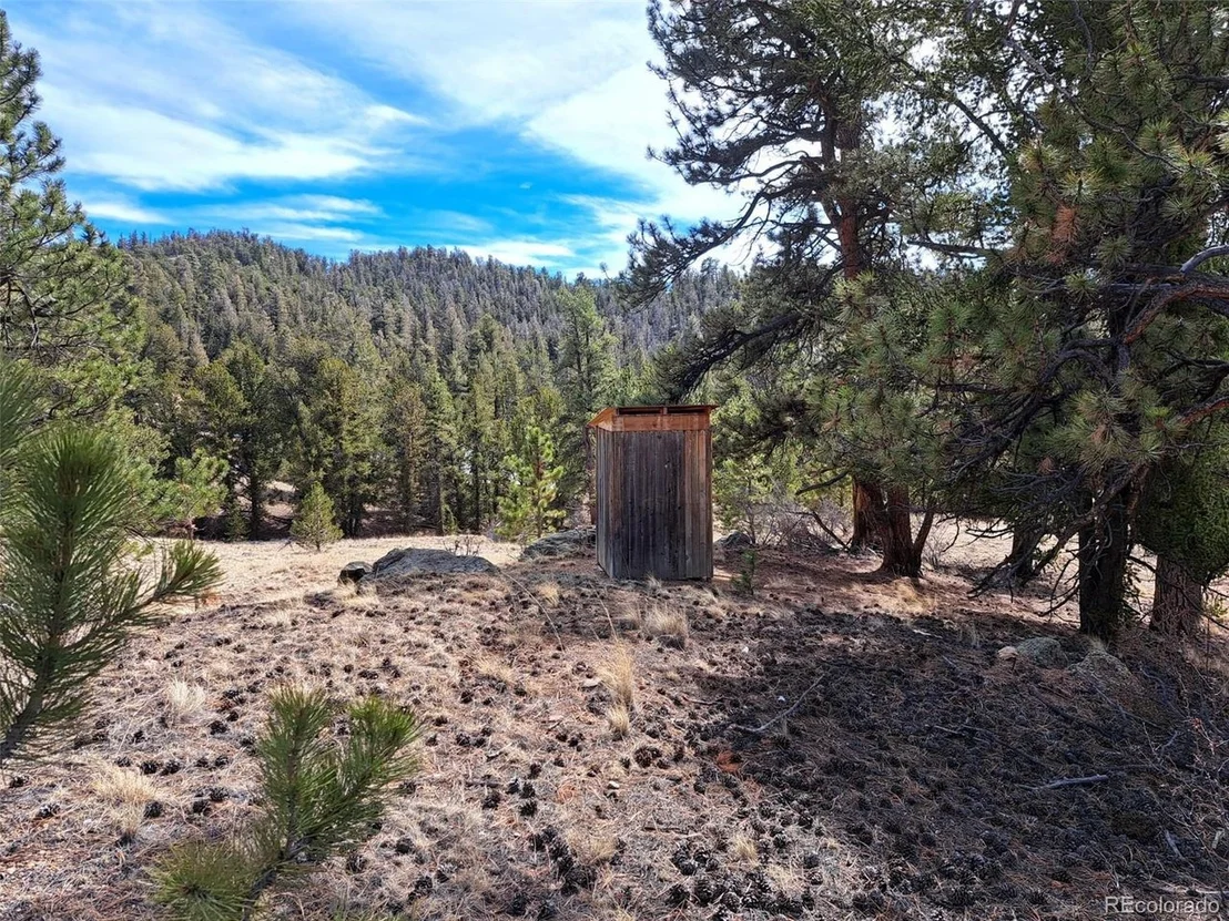 Photo of 369 Summit Rd