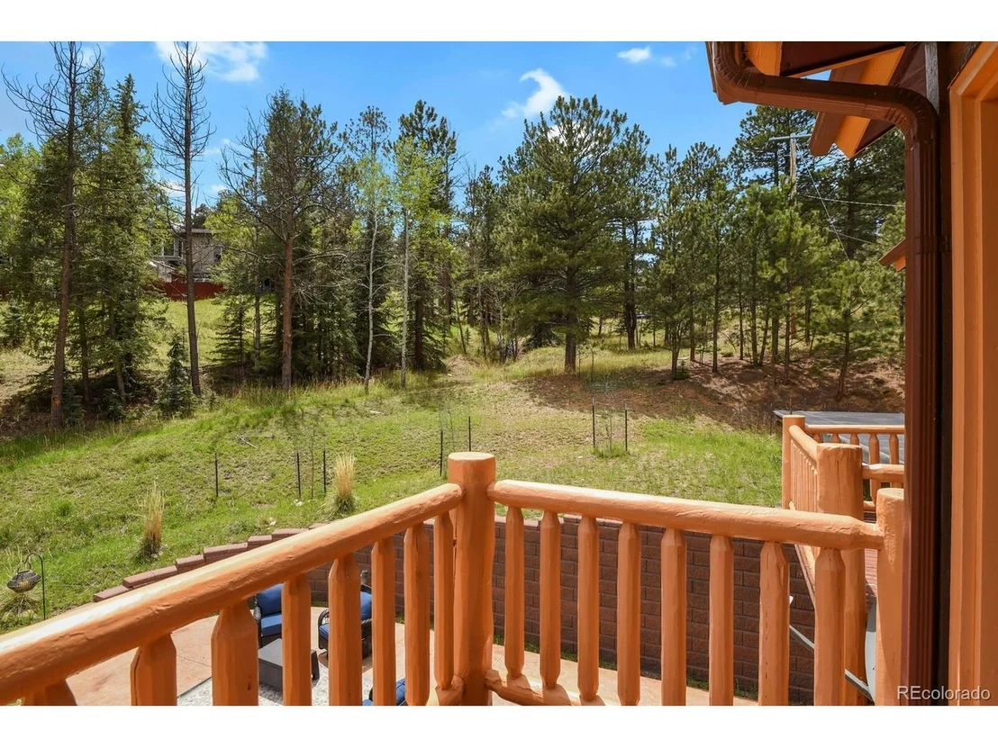 Photo of 417 Witter Gulch Rd