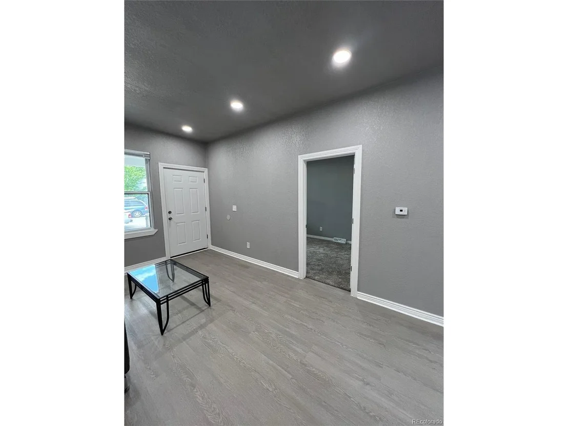 Photo of 4638 Logan St