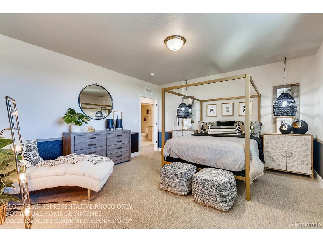 Photo of 833 W 129th Pl
