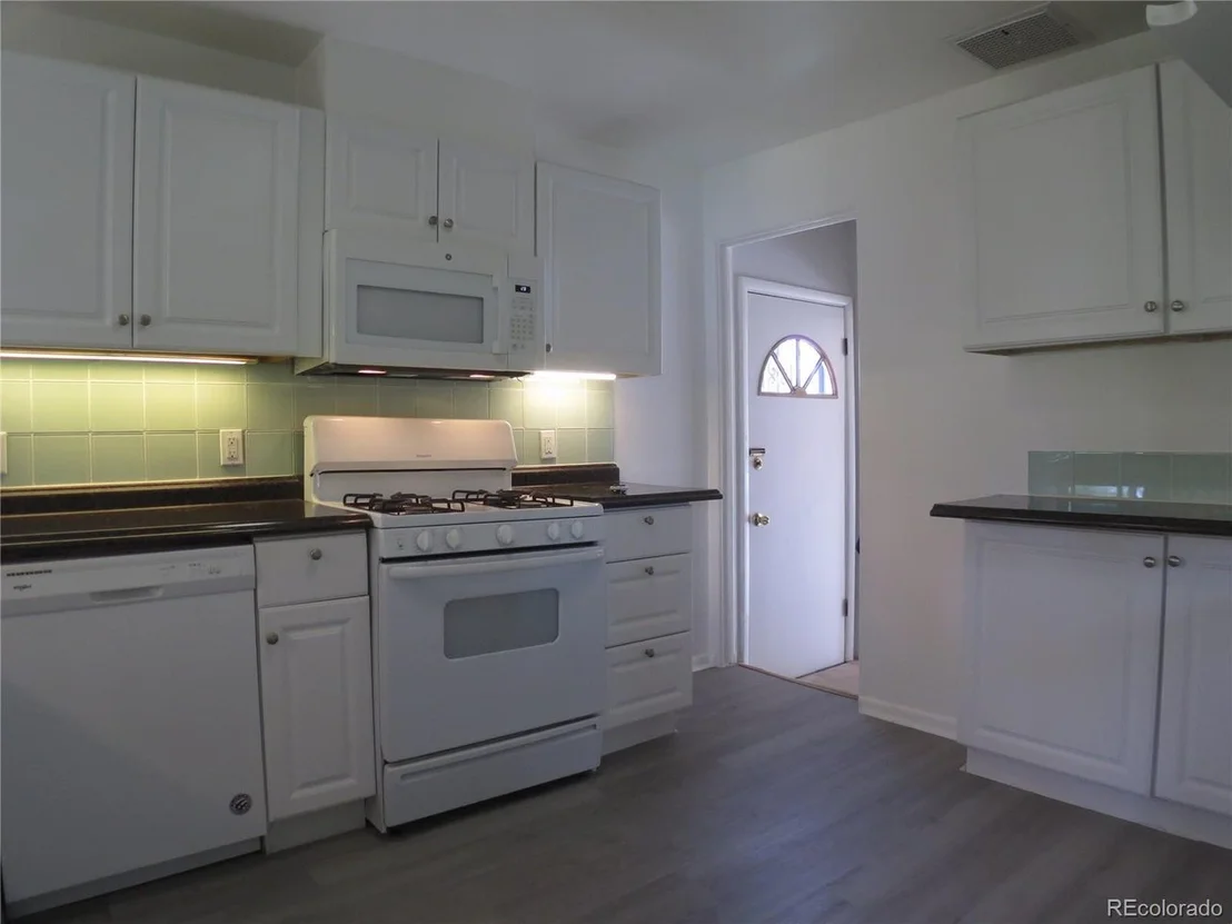 Photo of 2301 Nome St