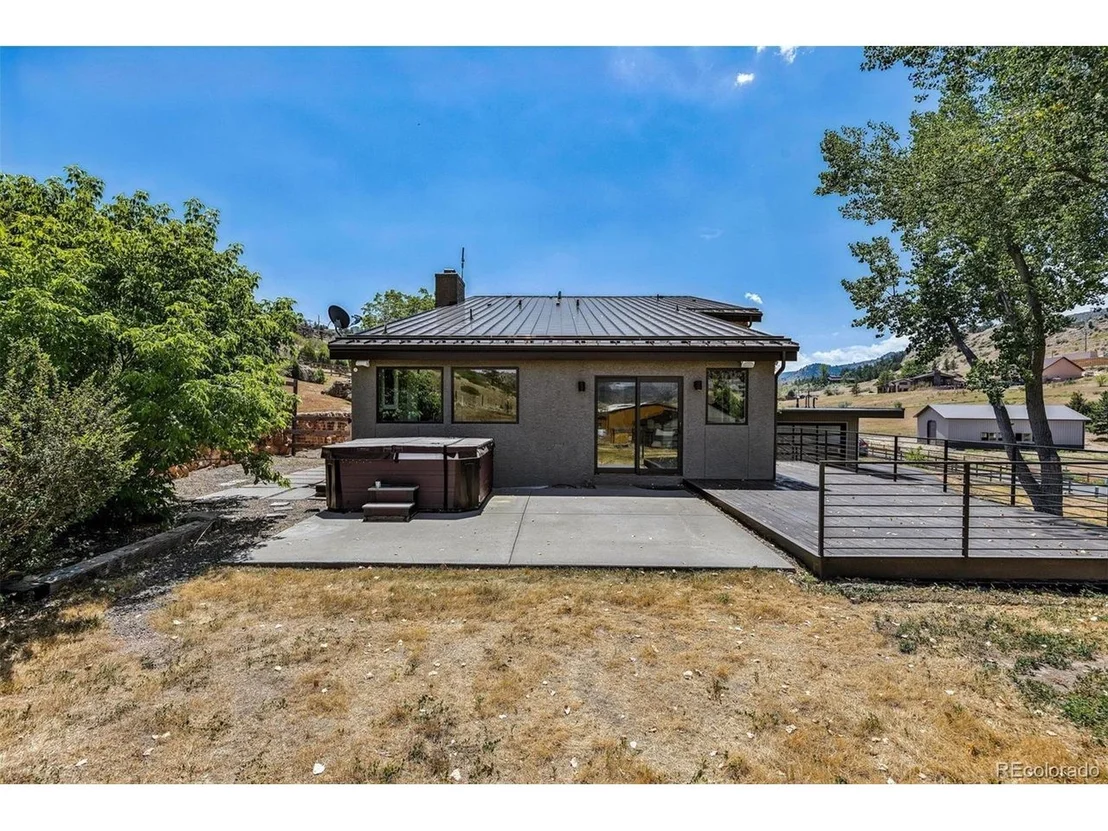 Photo of 5370 Pine Ridge Rd