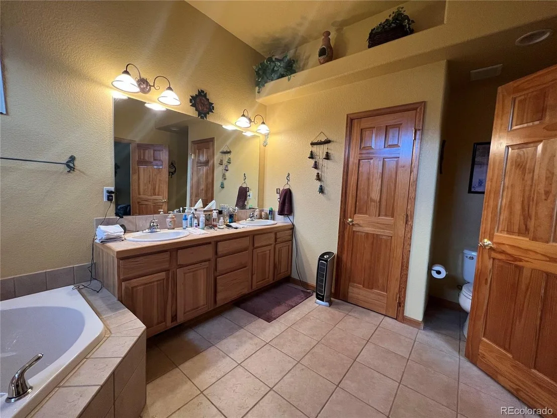 Photo of 67 Burland Dr
