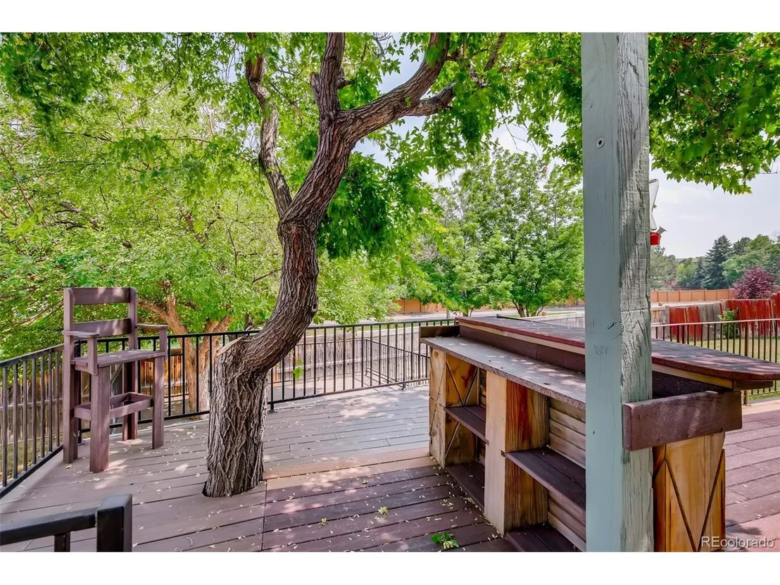 Photo of 642 Howe Cir