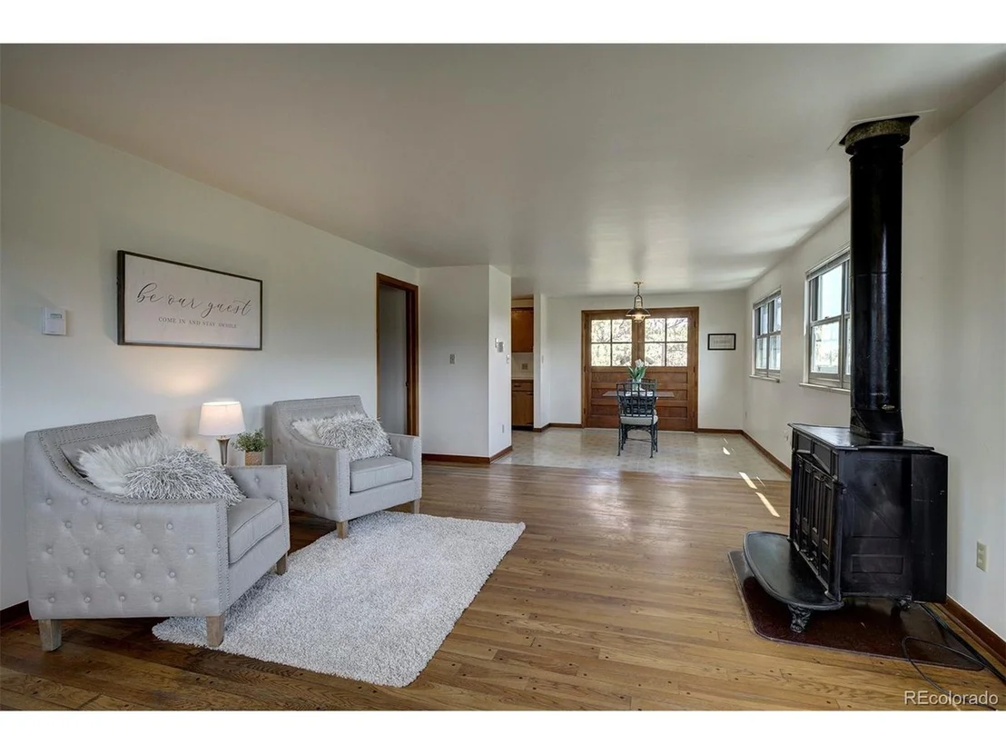 Photo of 25382 Mosier Cir